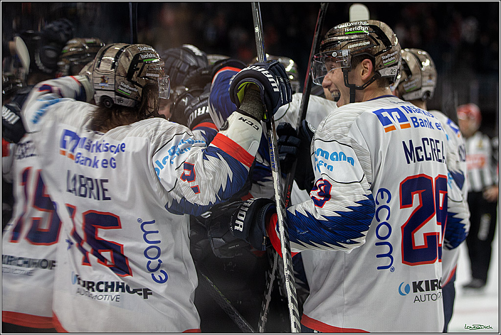 PENNY DEL;  Koelner Haie - Iserlohn Roosters; Koeln, 01.03.2022